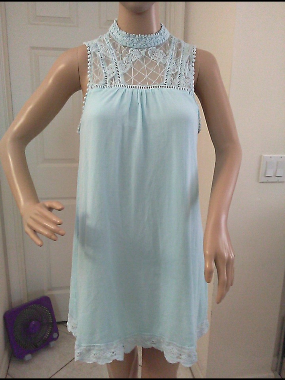 LK.NEW ALTERED STATE Lace Yoke Sleeveless Chemise DRESS Blue Sz. M W/ Slip
